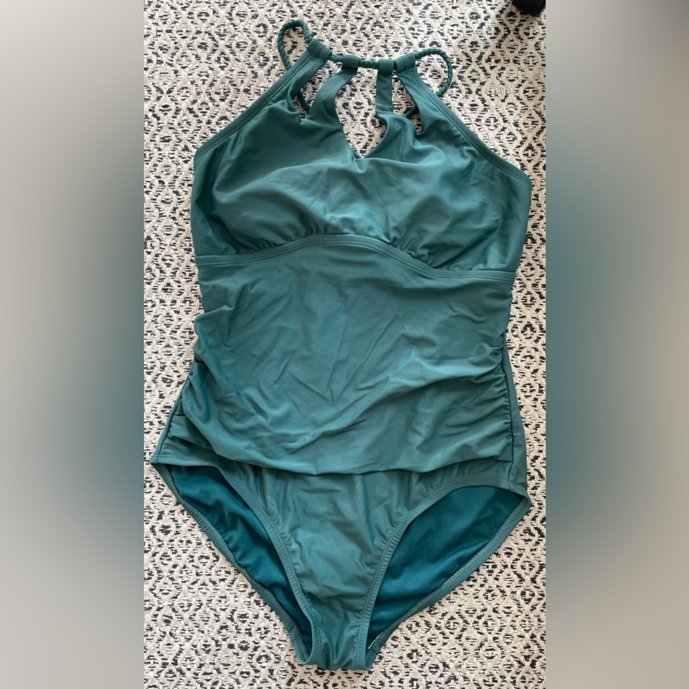 Size L One Piece Swimsuit